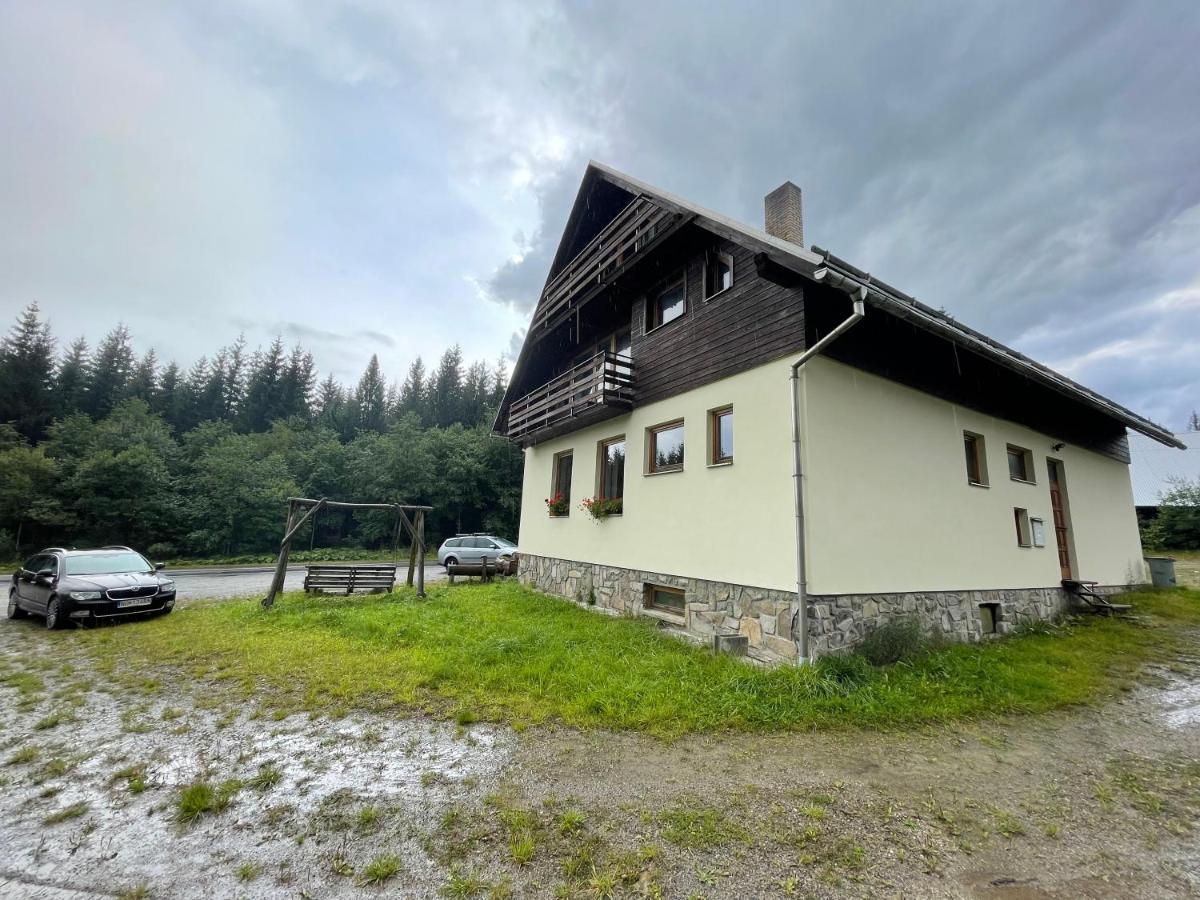 Apartman Na Hranici Oravska Polhora Exterior photo